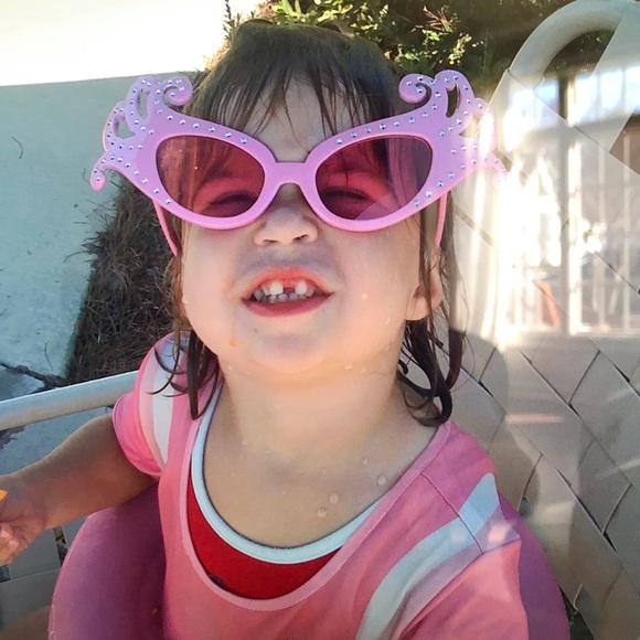 Meet your Posher, Casey - Picture 1 of 1